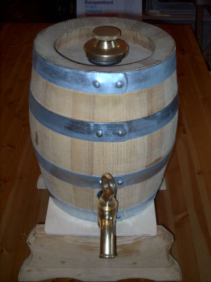 Holzkeg_front